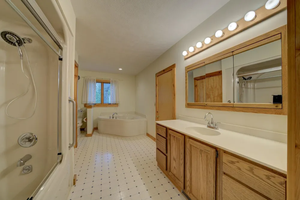 125 S Cedar Street Traverse City City, MI 49684