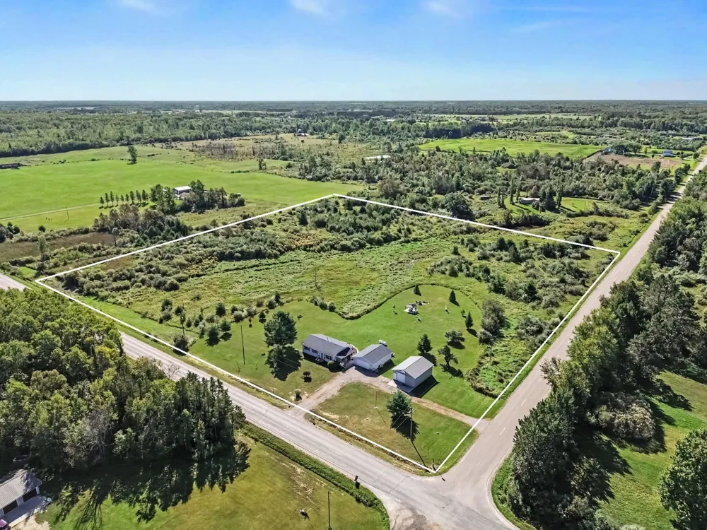 8491 Esmond Road Plainfield Township, MI 48739