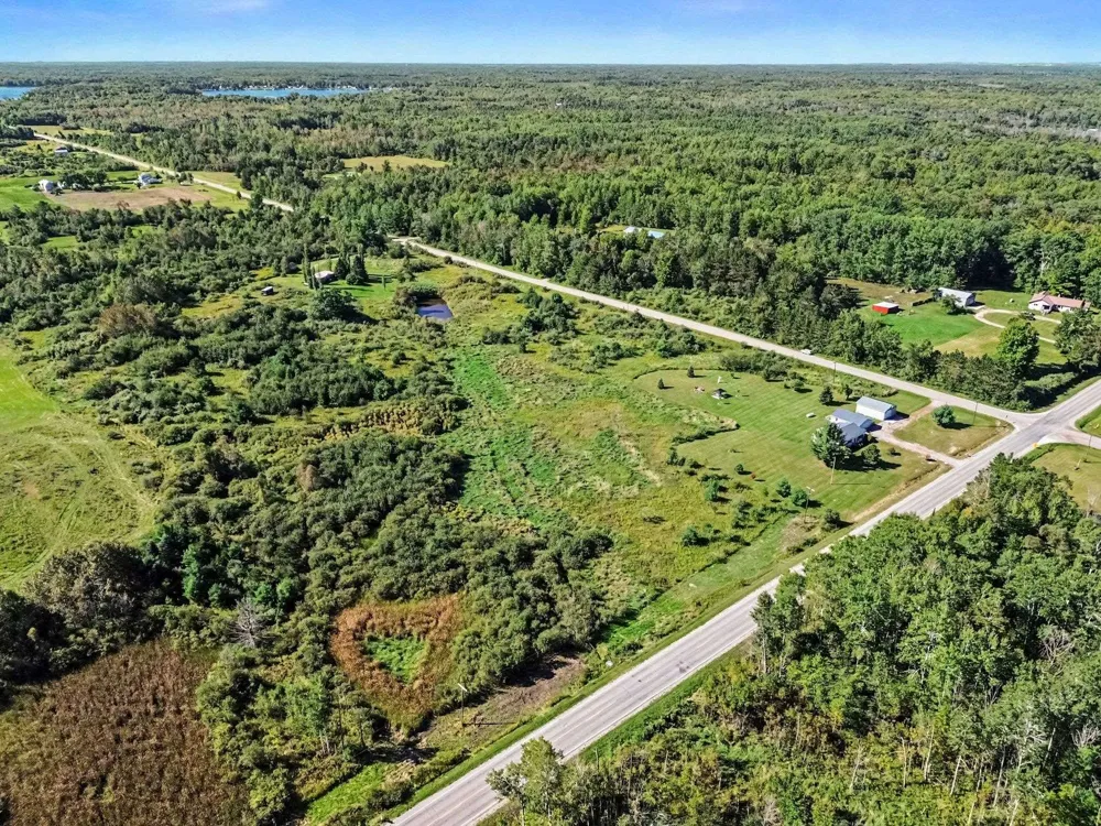 8491 Esmond Road Plainfield Township, MI 48739