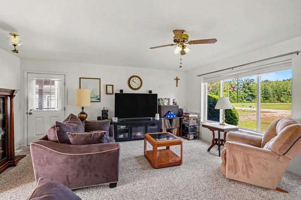 8491 Esmond Road Plainfield Township, MI 48739