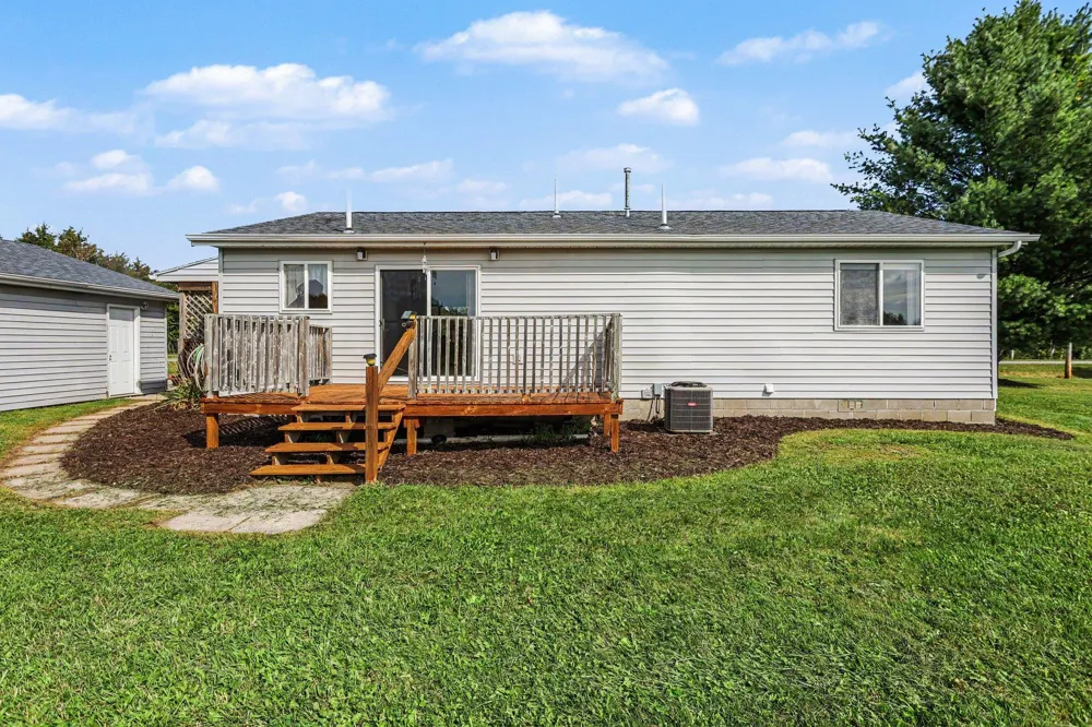 8491 Esmond Road Plainfield Township, MI 48739