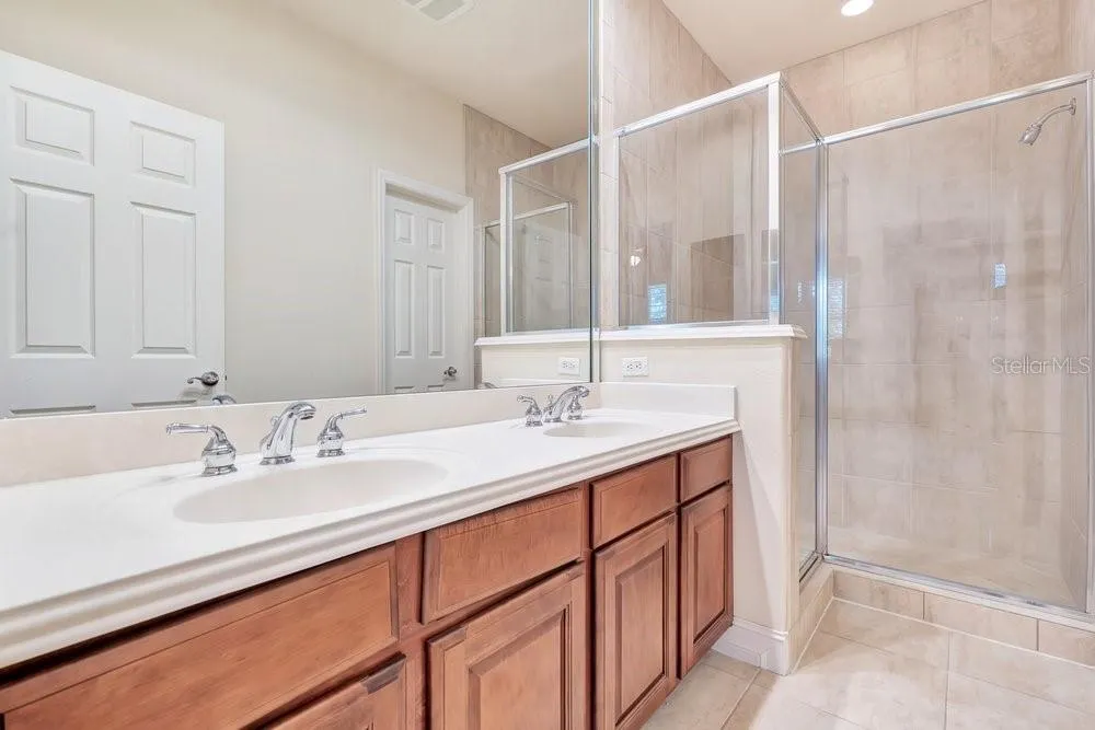 8766 THE ESPLANADE #24 Orlando, FL 32836