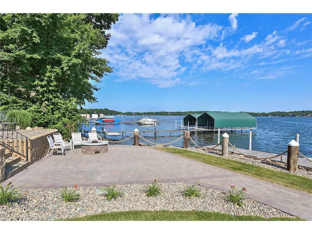 2670 Commerce Boulevard #106 Mound, MN 55364