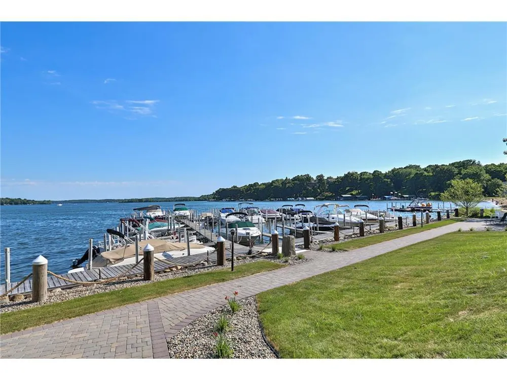 2670 Commerce Boulevard #106 Mound, MN 55364