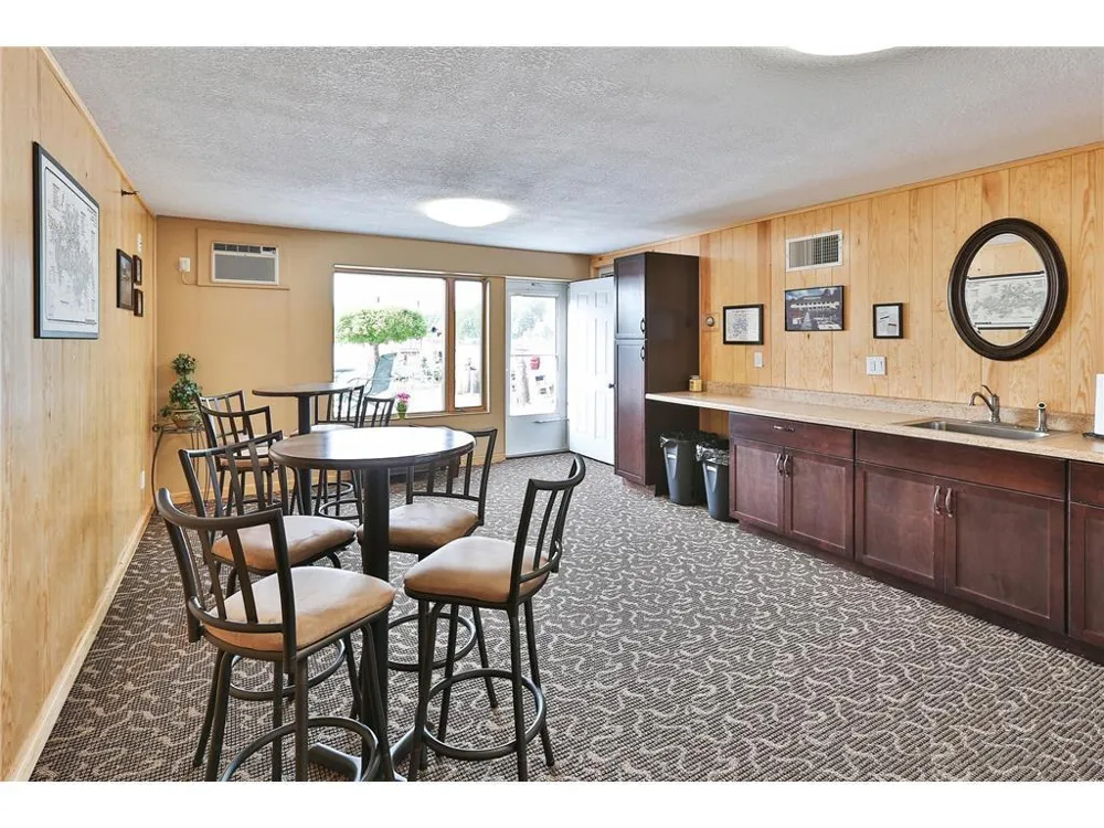 2670 Commerce Boulevard #106 Mound, MN 55364