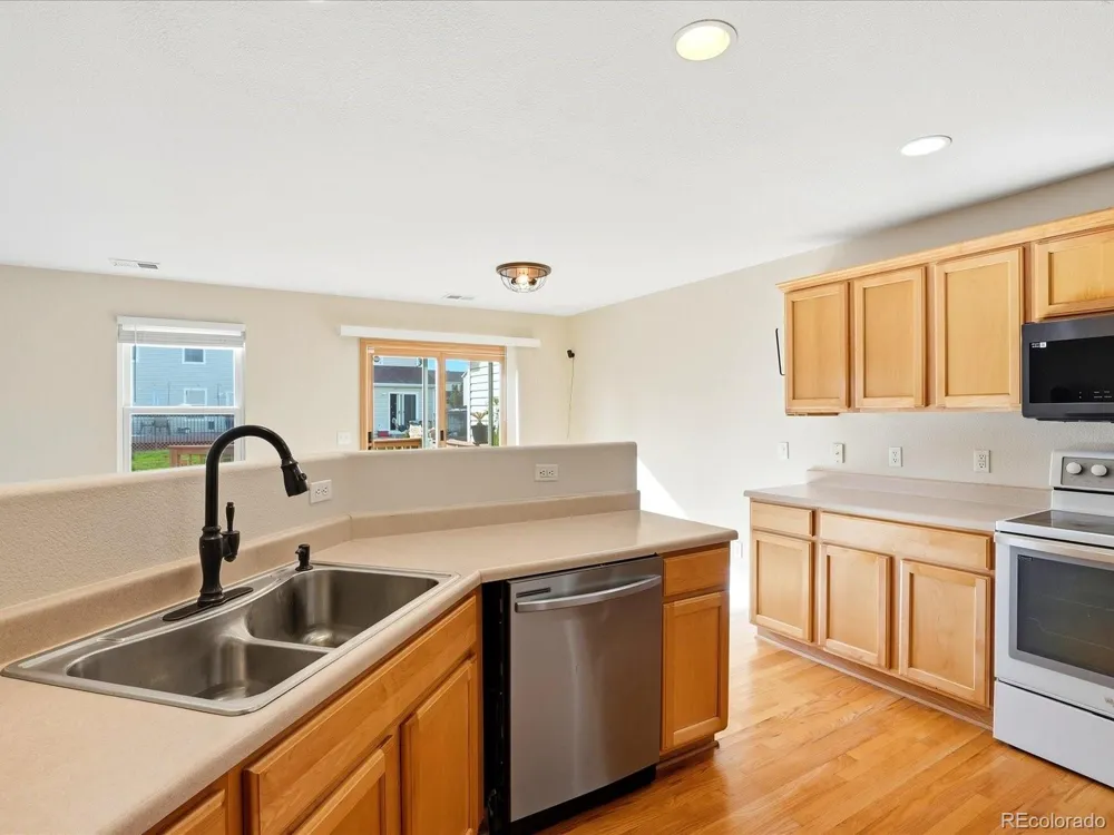 21972 E Crestline Place Aurora, CO 80015