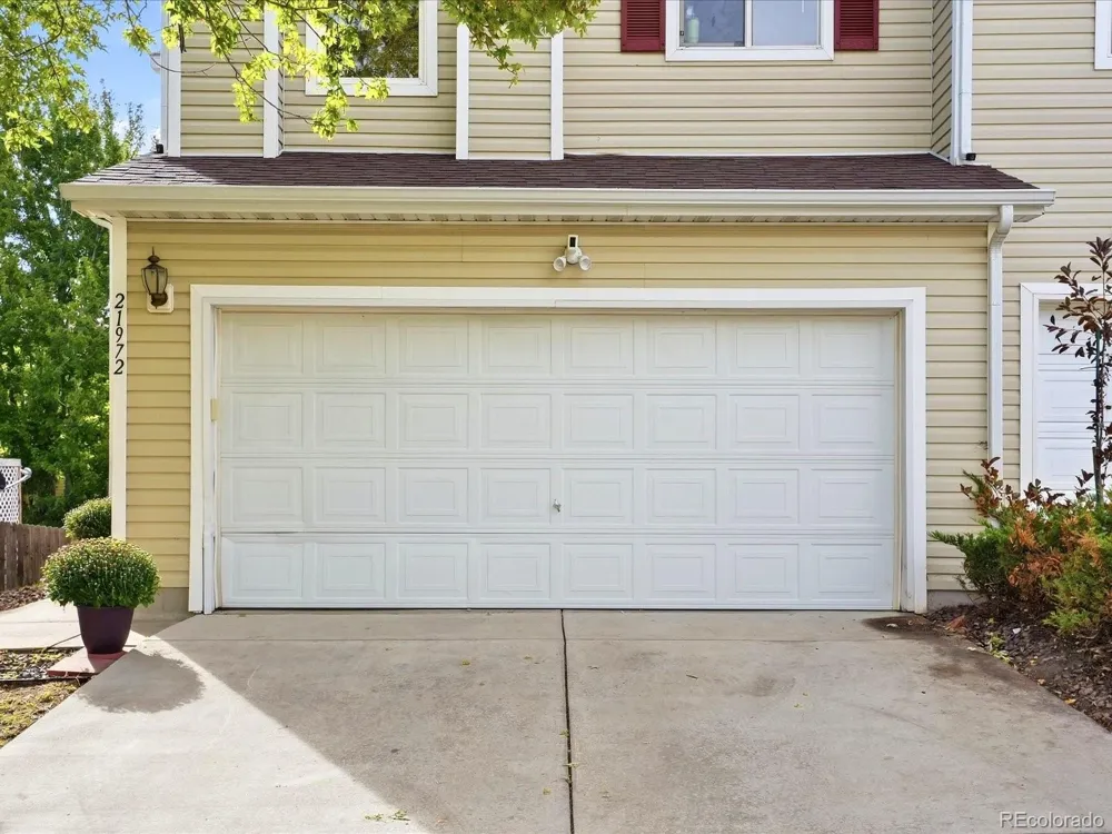 21972 E Crestline Place Aurora, CO 80015