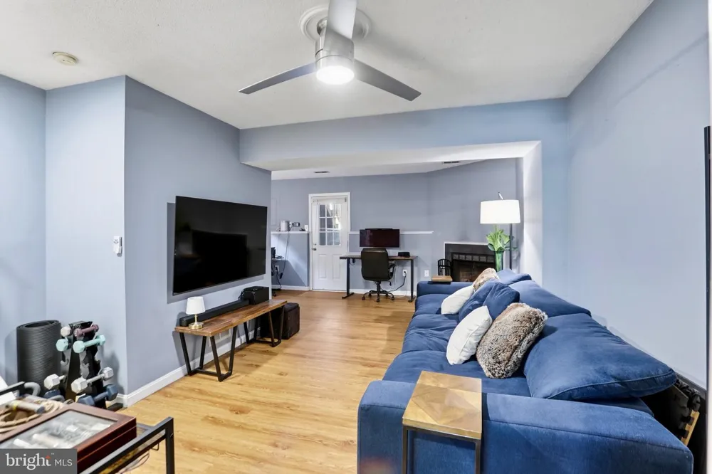 8908 WAITES WAY Lorton, VA 22079