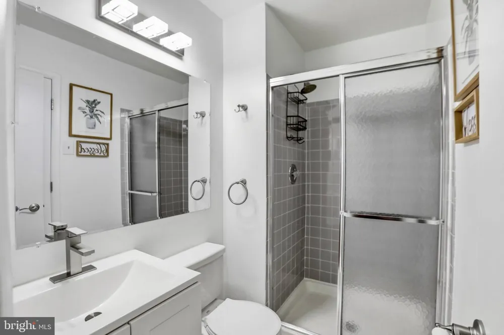 8908 WAITES WAY Lorton, VA 22079