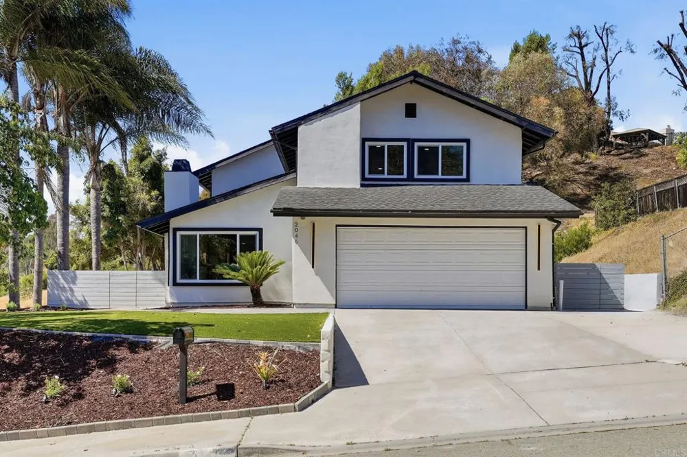 2640 Chestnut Avenue Carlsbad, CA 92010