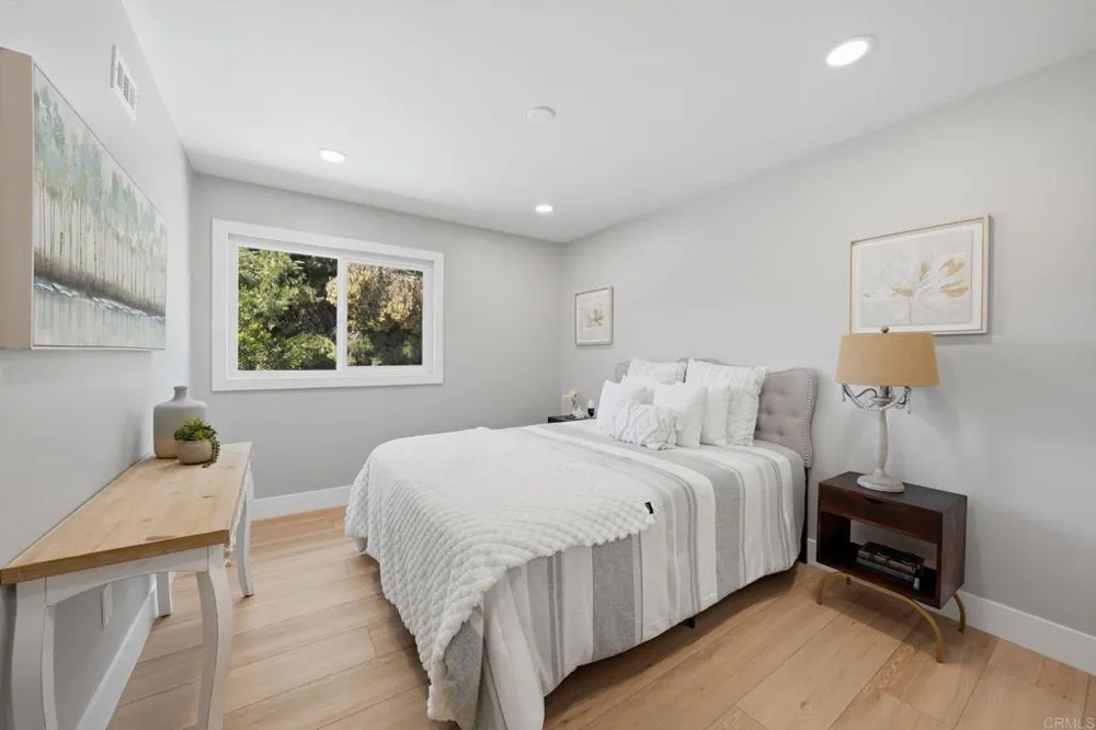 2640 Chestnut Avenue Carlsbad, CA 92010