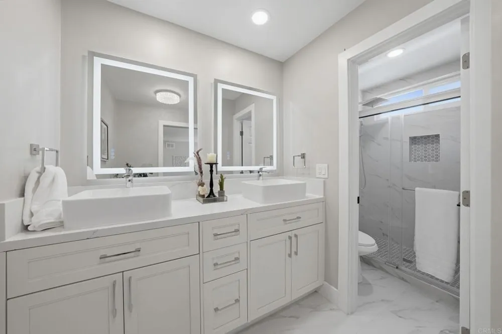 2640 Chestnut Avenue Carlsbad, CA 92010