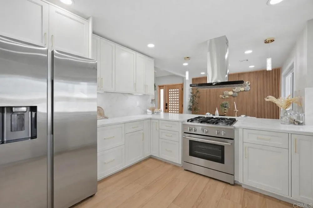 2640 Chestnut Avenue Carlsbad, CA 92010