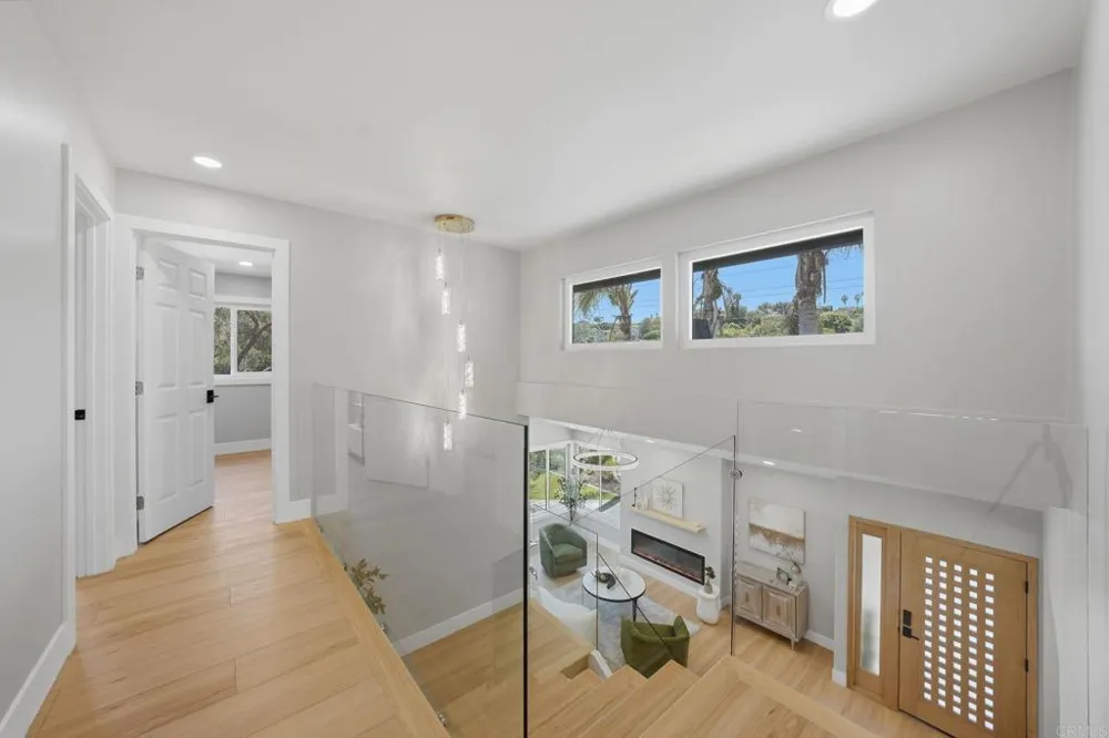 2640 Chestnut Avenue Carlsbad, CA 92010