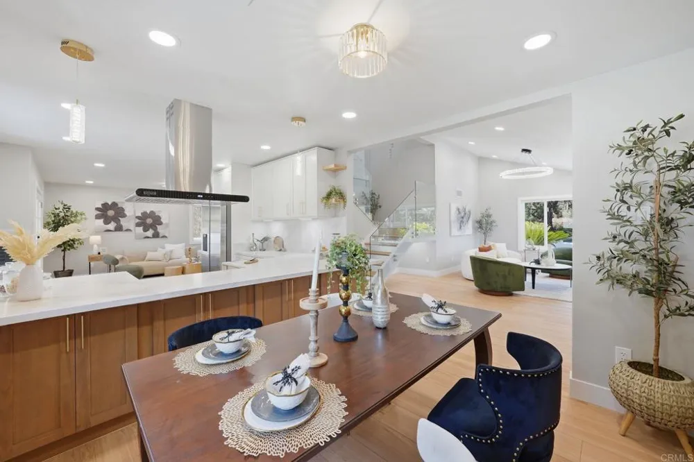 2640 Chestnut Avenue Carlsbad, CA 92010