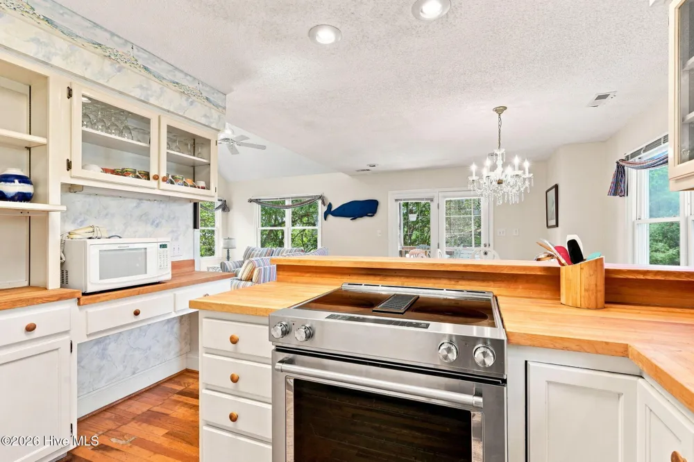 101 Wyndward Court Emerald Isle, NC 28594