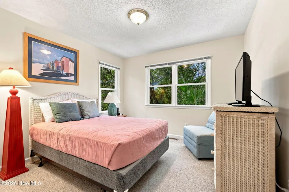 101 Wyndward Court Emerald Isle, NC 28594