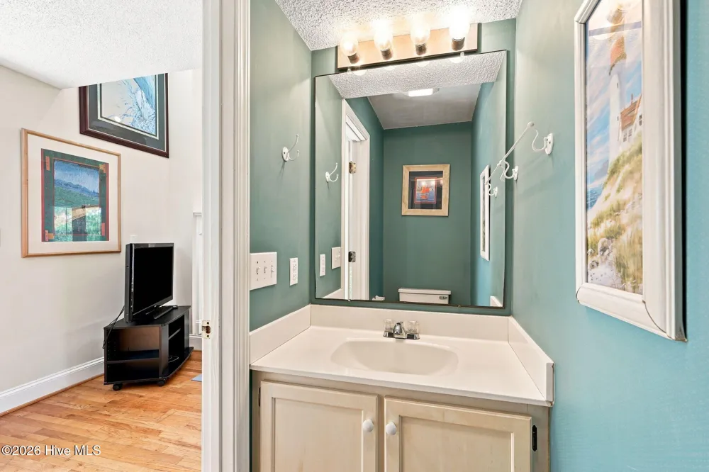101 Wyndward Court Emerald Isle, NC 28594