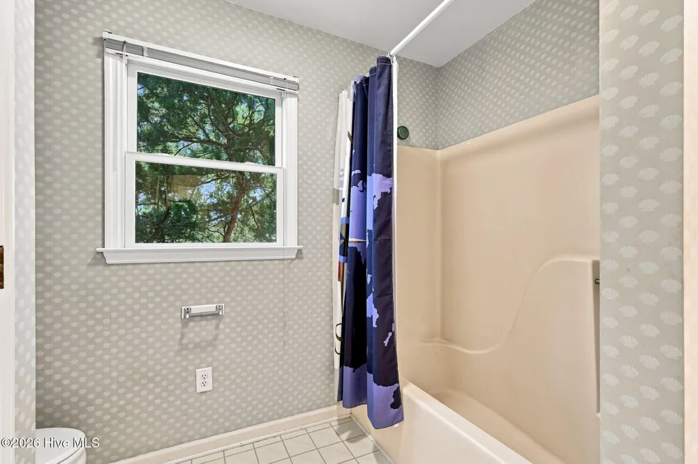 101 Wyndward Court Emerald Isle, NC 28594