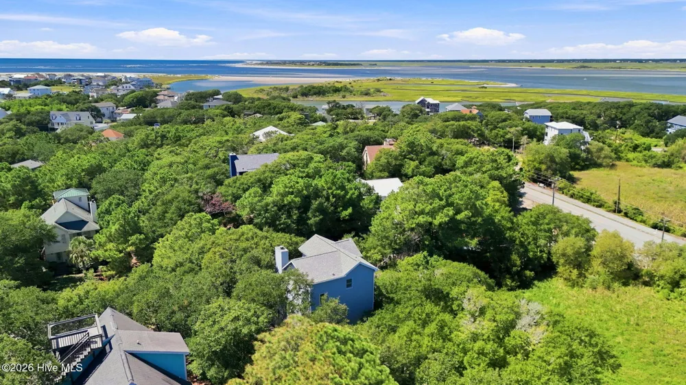 101 Wyndward Court Emerald Isle, NC 28594