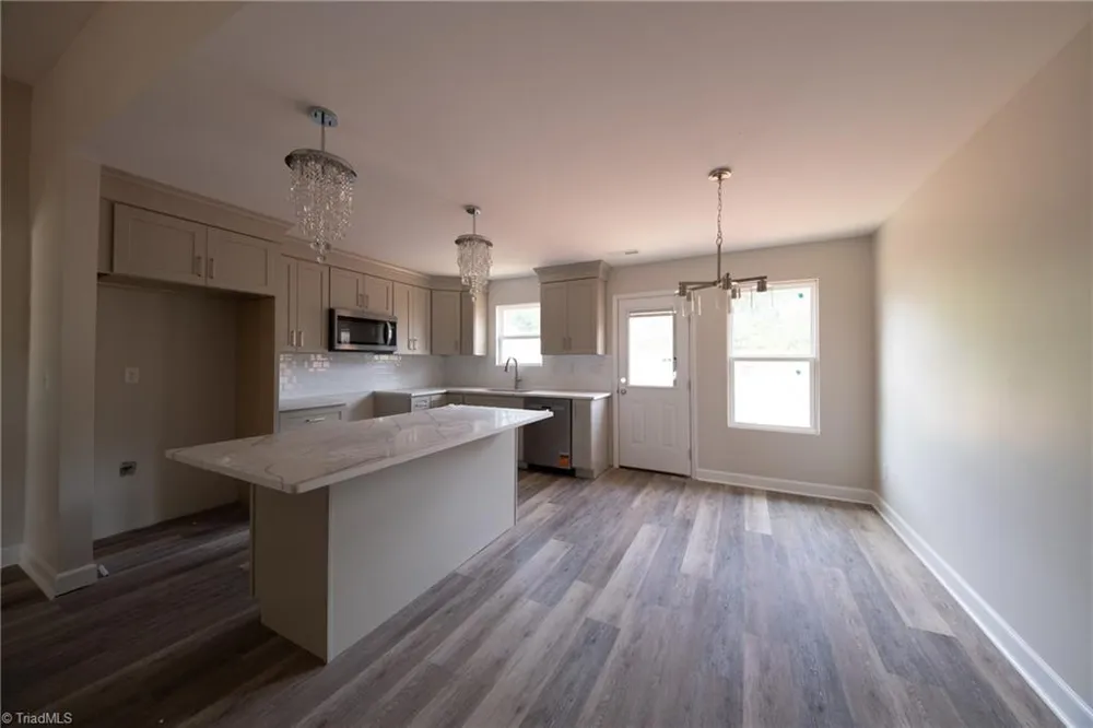 5705 MARSHALLGATE DRIVE Winston-Salem, NC 27105