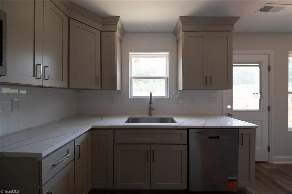 5705 MARSHALLGATE DRIVE Winston-Salem, NC 27105