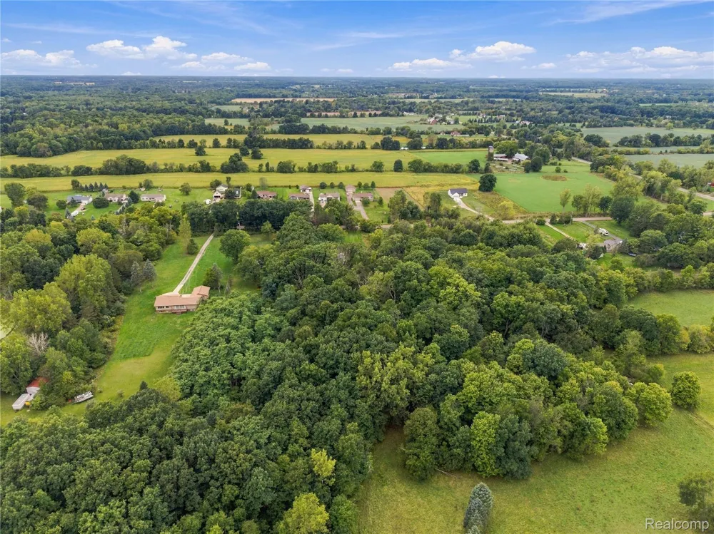 10131 Sharp Road Mundy Township, MI 48473