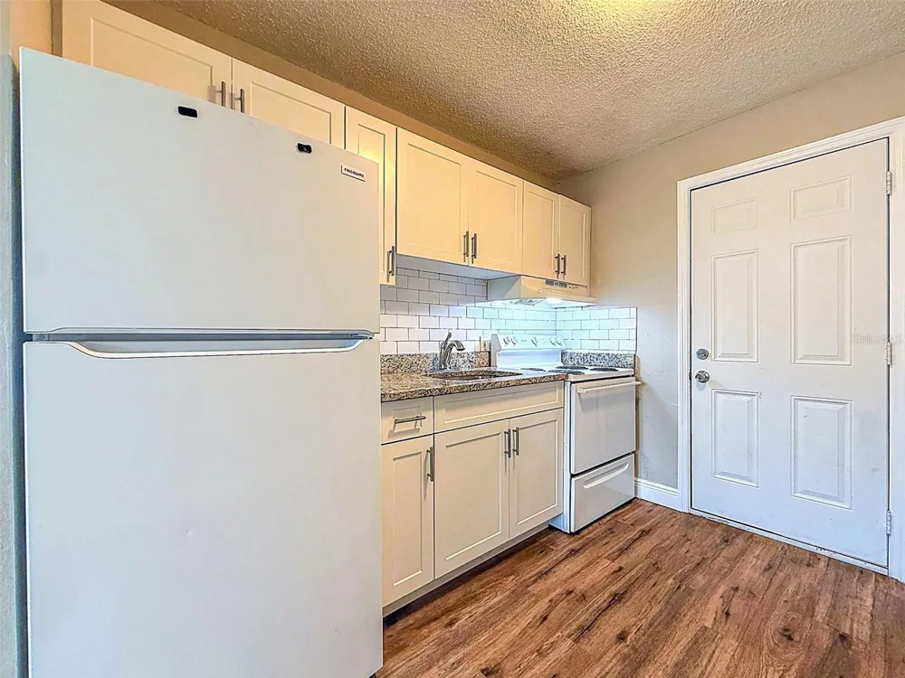 3216 48TH STREET #B Tampa, FL 33605