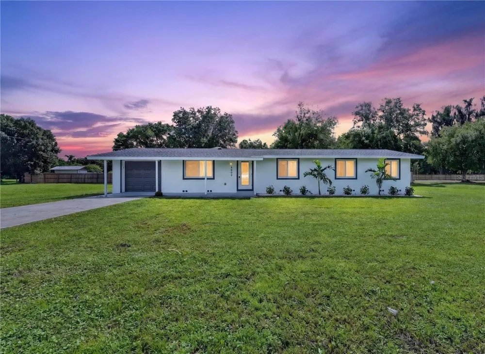4609 60TH STREET E Bradenton, FL 34203