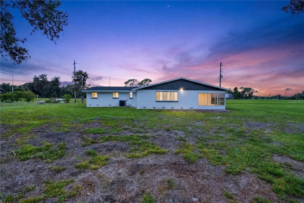 4609 60TH STREET E Bradenton, FL 34203