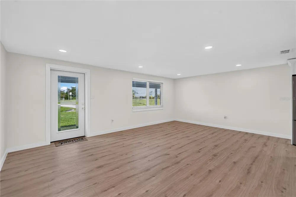 4609 60TH STREET E Bradenton, FL 34203