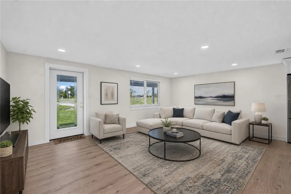 4609 60TH STREET E Bradenton, FL 34203