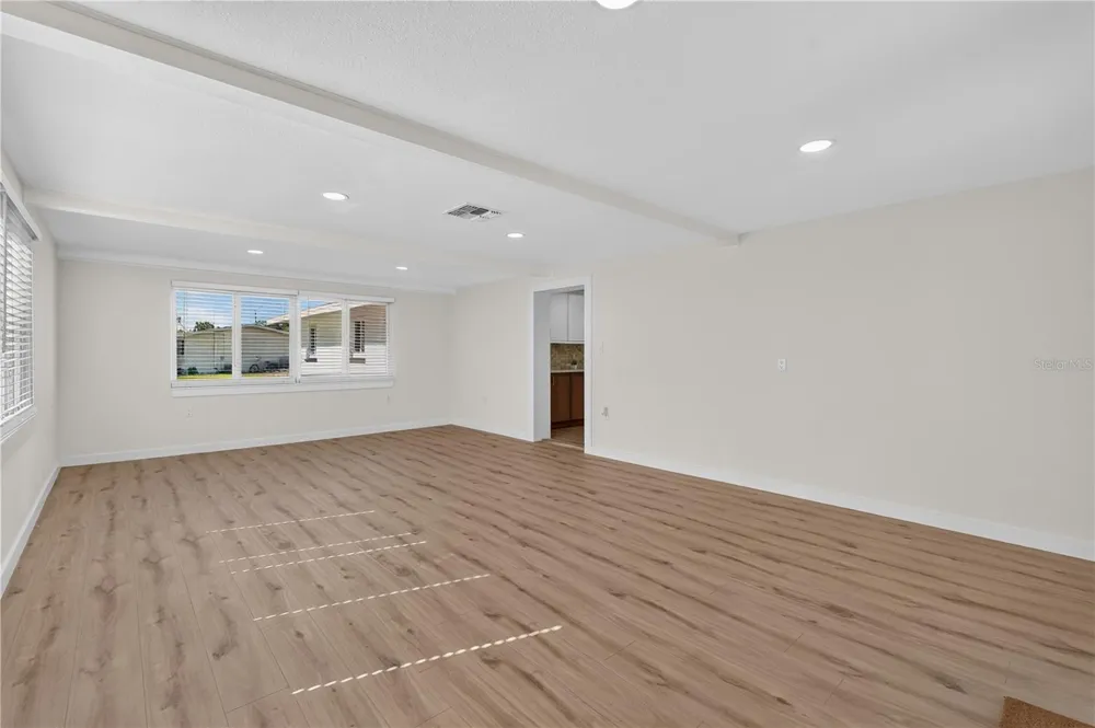 4609 60TH STREET E Bradenton, FL 34203