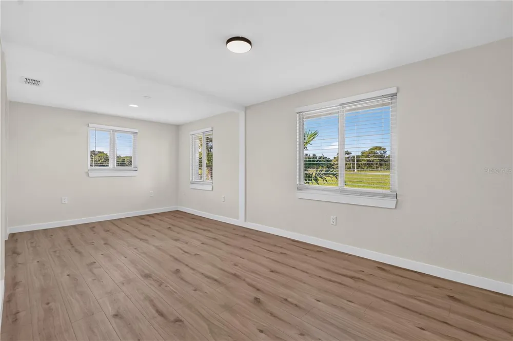 4609 60TH STREET E Bradenton, FL 34203