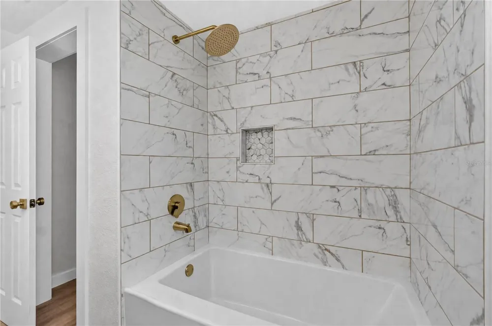 4609 60TH STREET E Bradenton, FL 34203