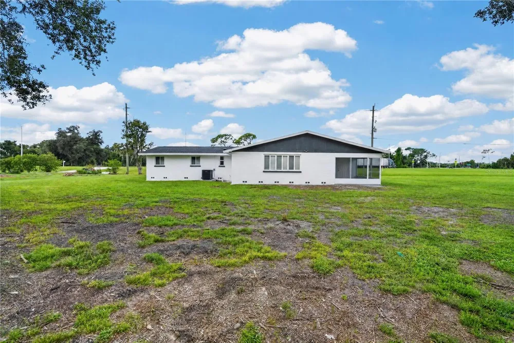 4609 60TH STREET E Bradenton, FL 34203