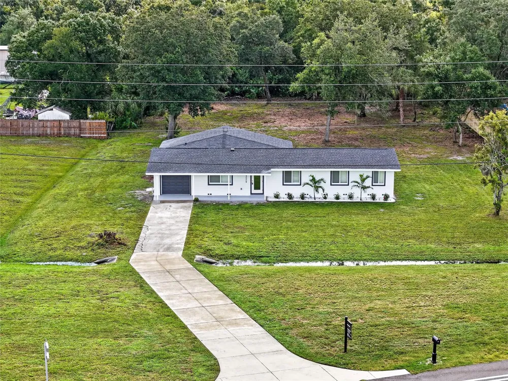 4609 60TH STREET E Bradenton, FL 34203