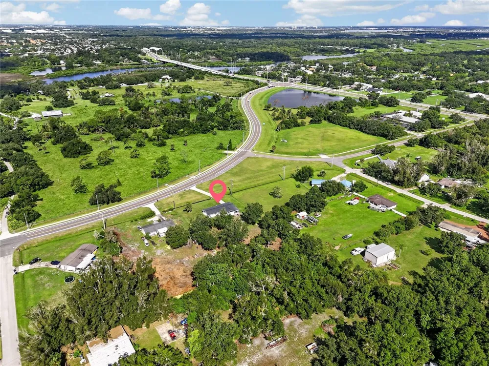 4609 60TH STREET E Bradenton, FL 34203