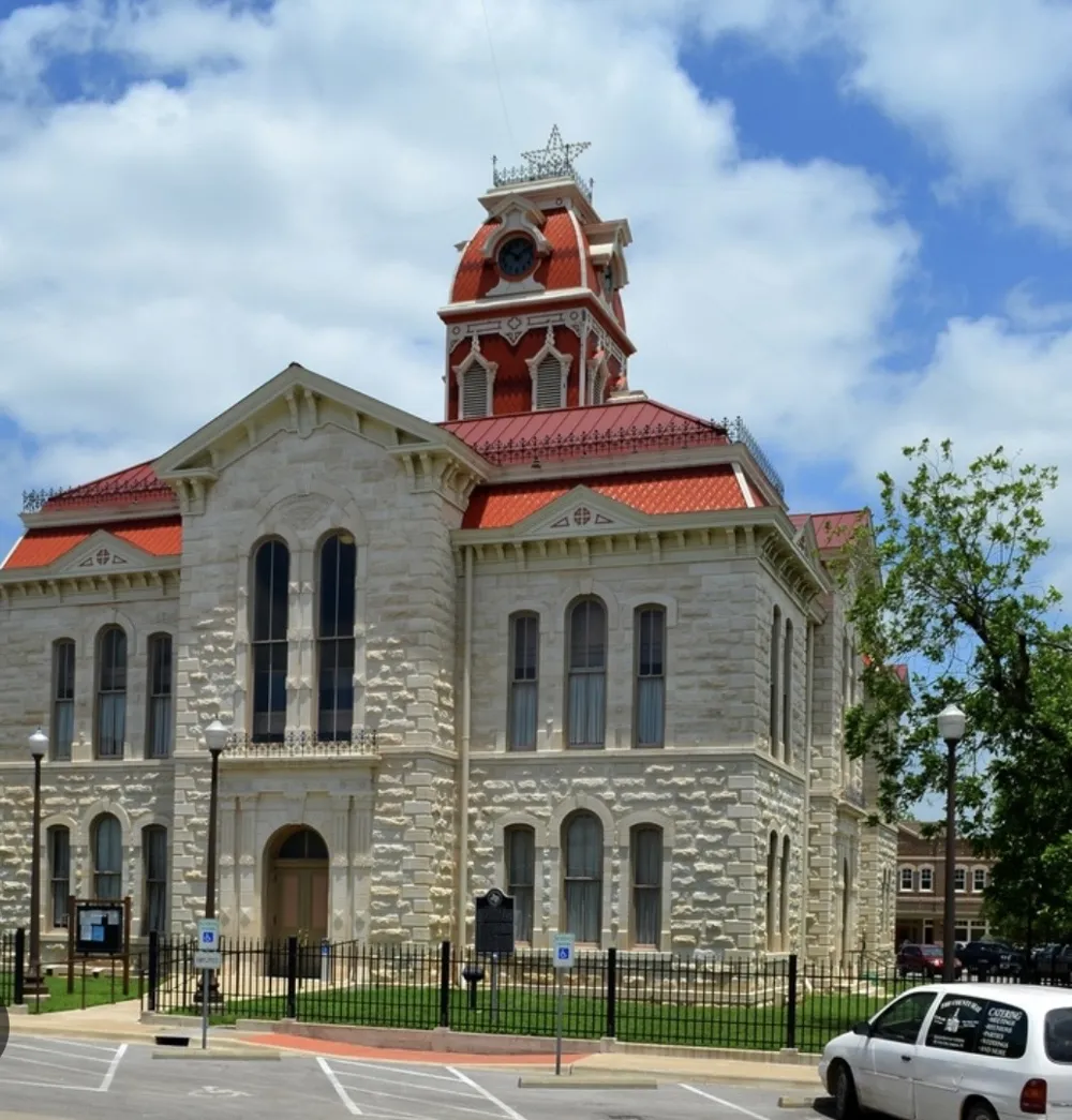 512 E 4th Street Lampasas, TX 76550