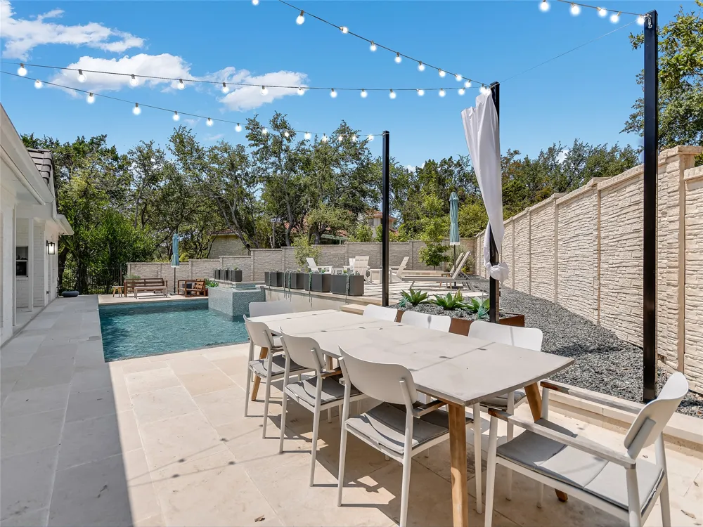 75 Stillmeadow Drive The Hills, TX 78738
