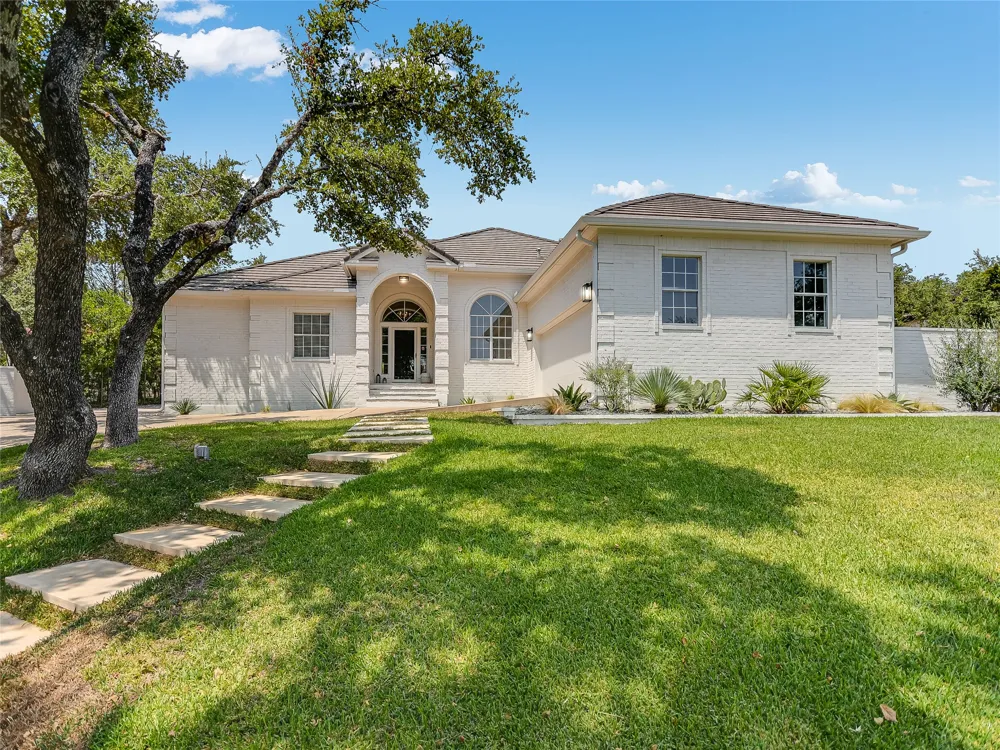 75 Stillmeadow Drive The Hills, TX 78738