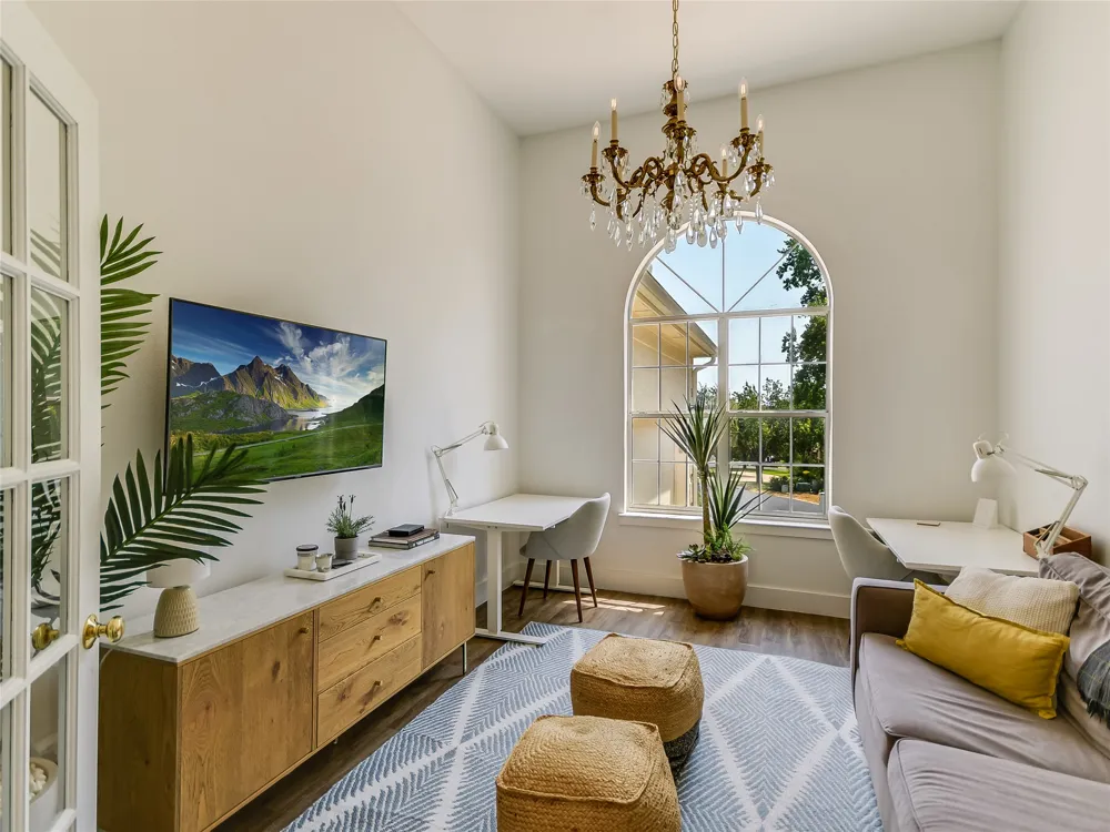75 Stillmeadow Drive The Hills, TX 78738
