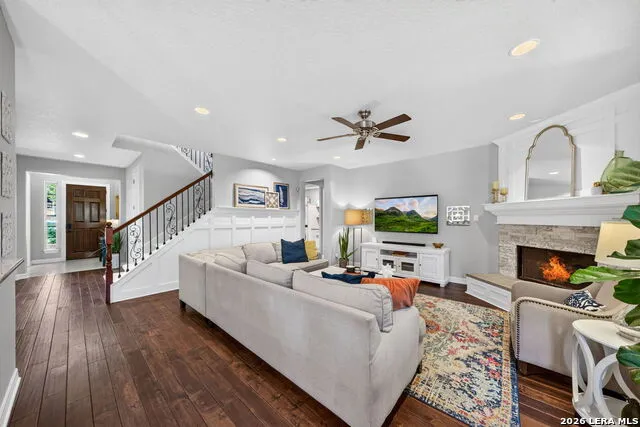 8562 LOW CRK San Antonio, TX 78255
