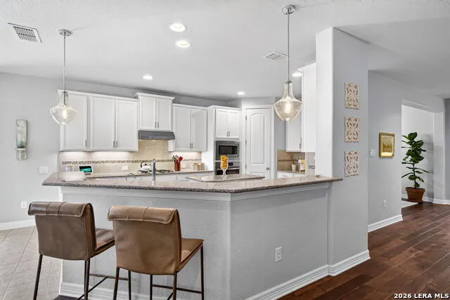 8562 LOW CRK San Antonio, TX 78255