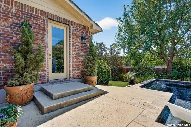 8562 LOW CRK San Antonio, TX 78255