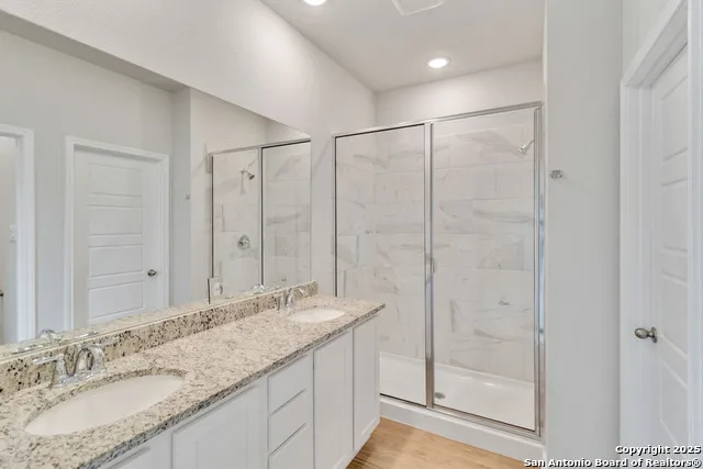 547 Cross Barn Buda, TX 78610