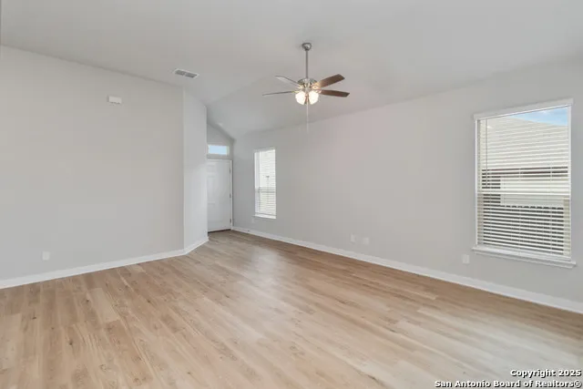 547 Cross Barn Buda, TX 78610