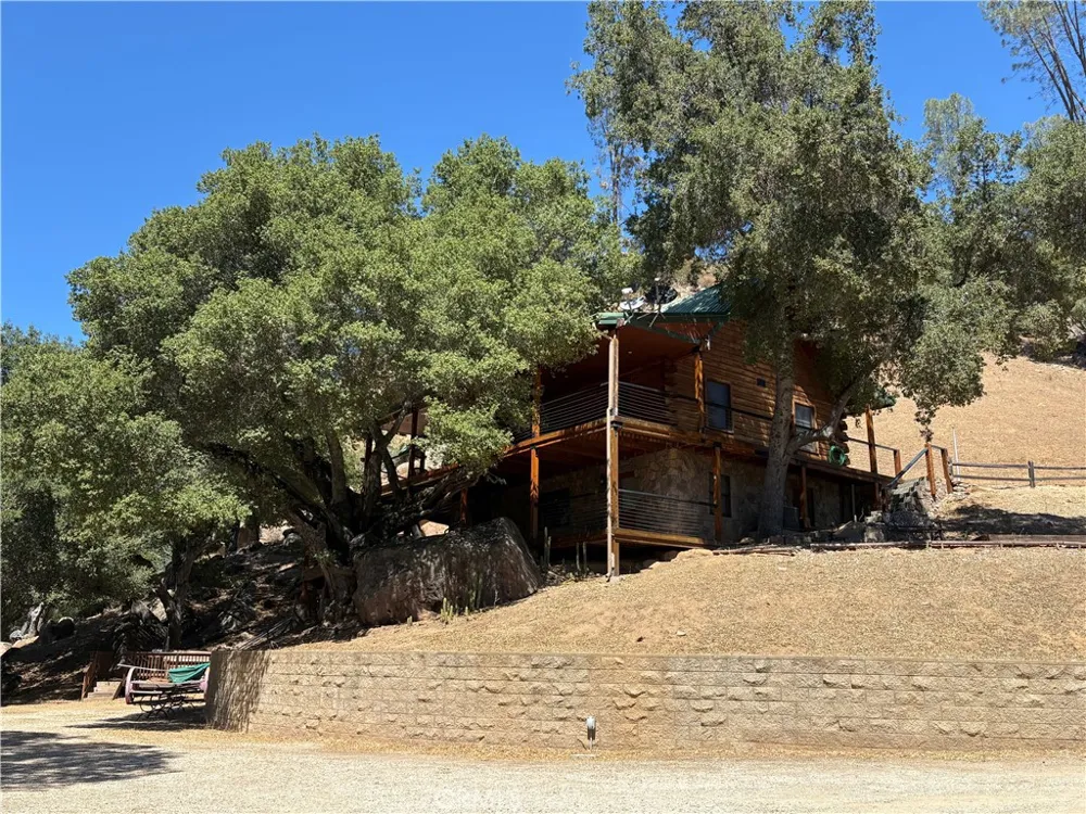 5765 Dago Paso Robles, CA 93446