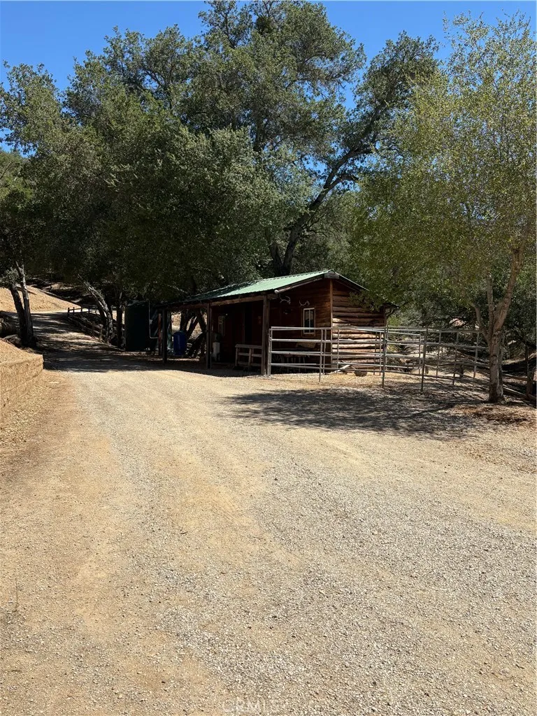 5765 Dago Paso Robles, CA 93446