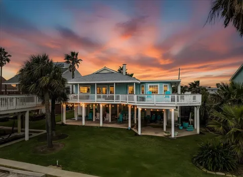 3718 Brewster Key Drive